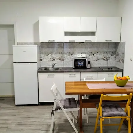 Violeta - Studio Apartman * Trogir